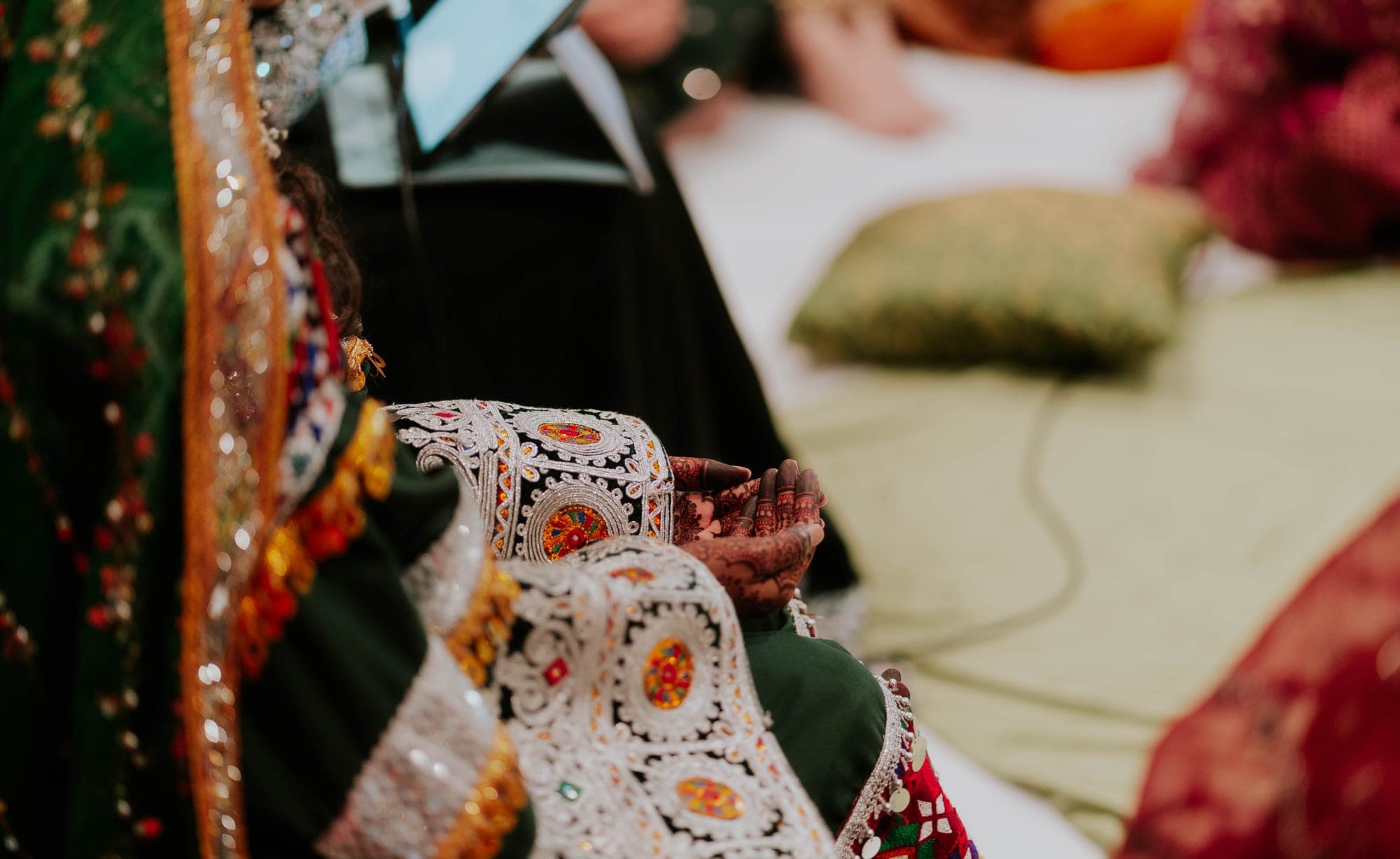 weddings — frame 30