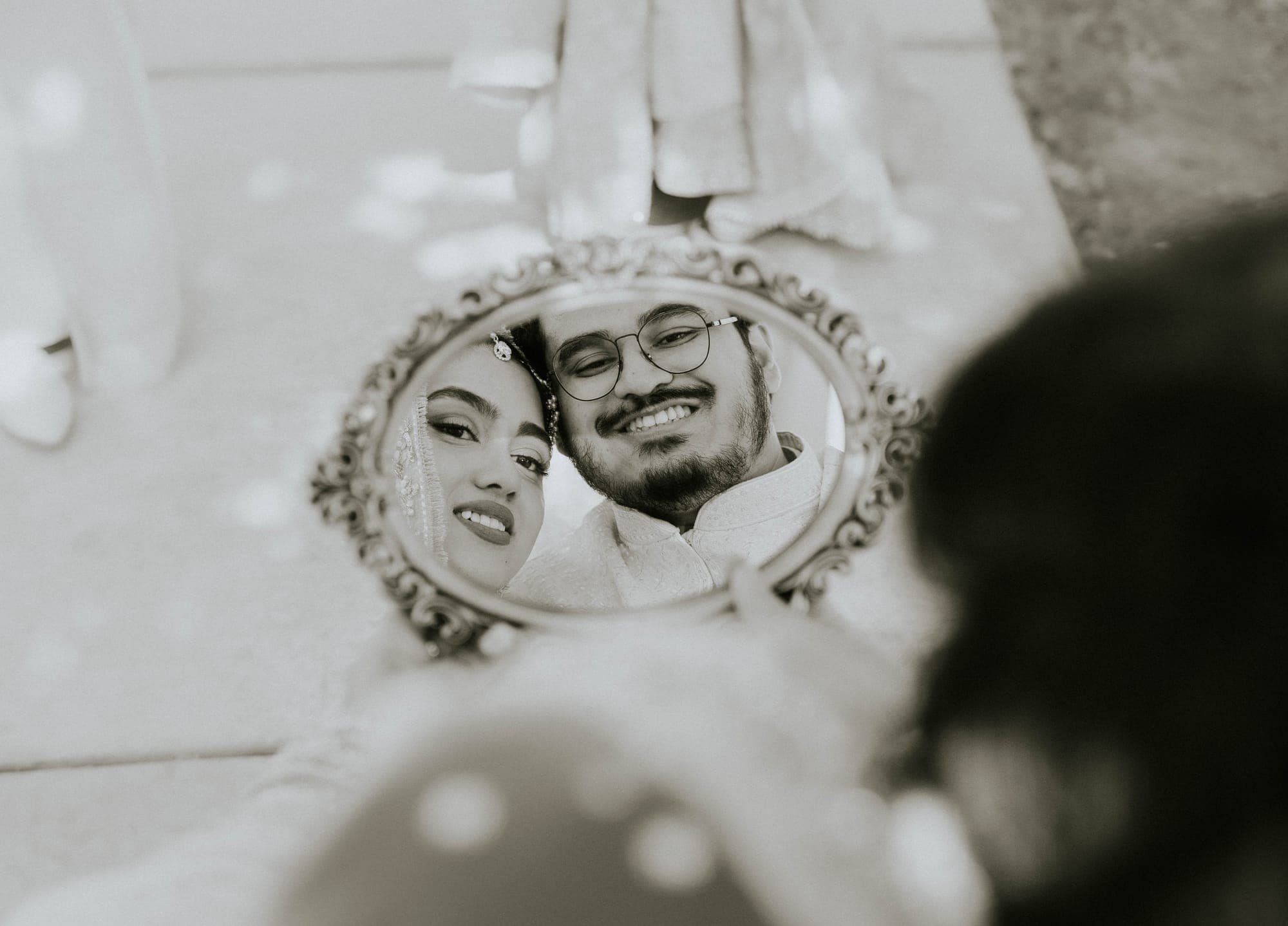 weddings — frame 2